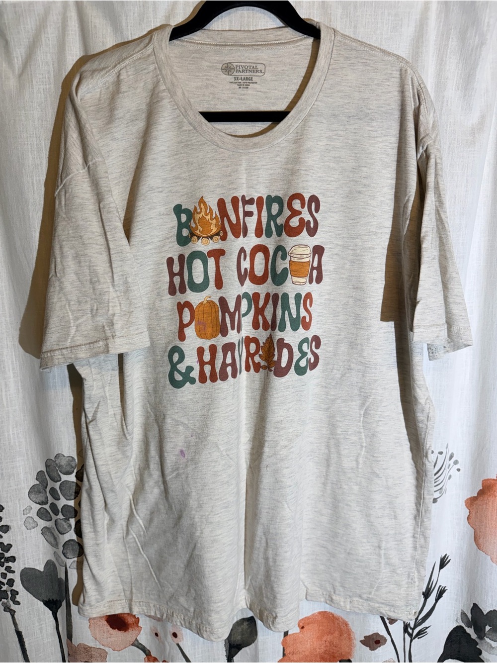 “Bonfires, Hot Cocoa, Pumpkins & Hayrides” Graphic T-Shirt - 3XL - Picture 3 of 9
